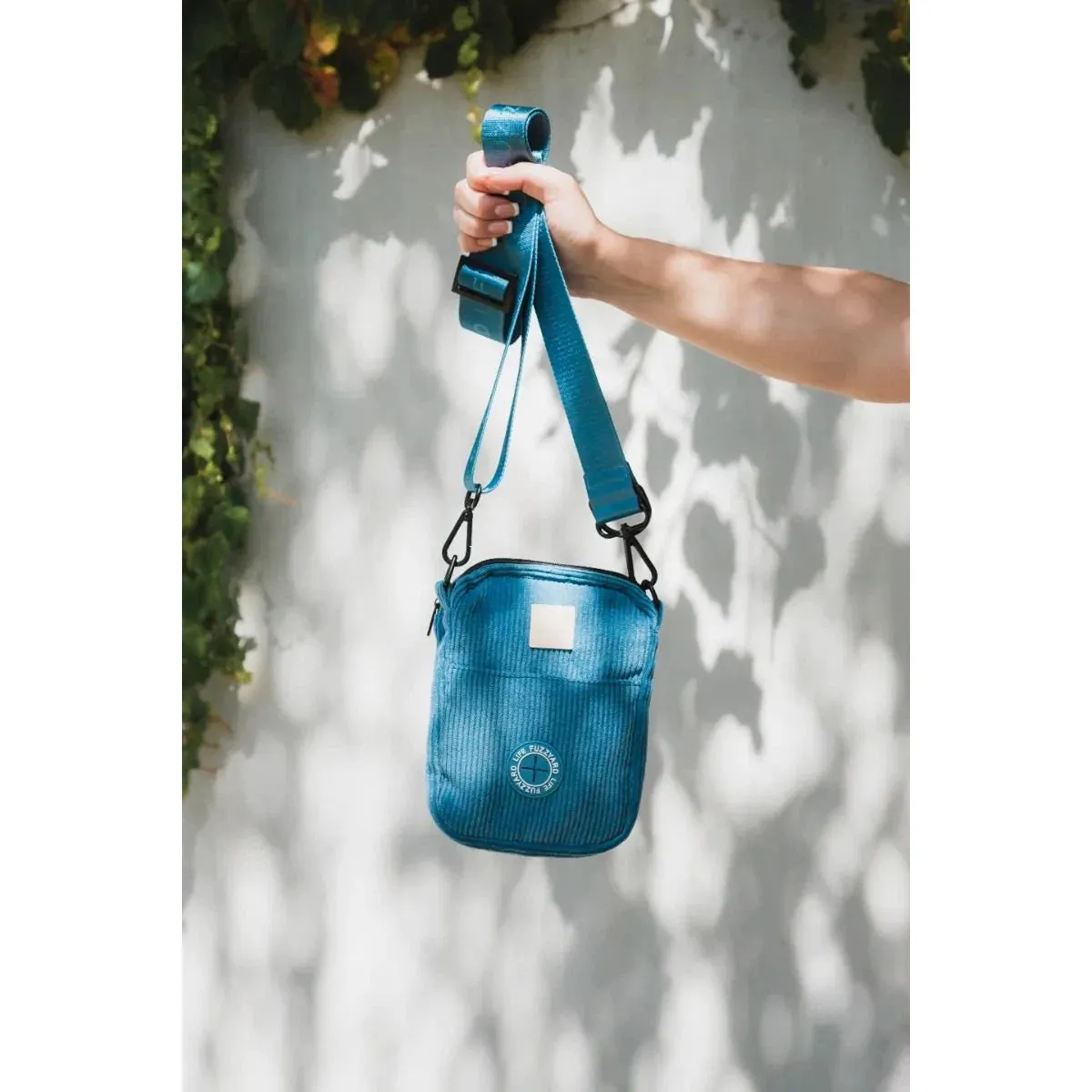 FuzzYard Life Corduroy Cross Body Bag French Blue^^^