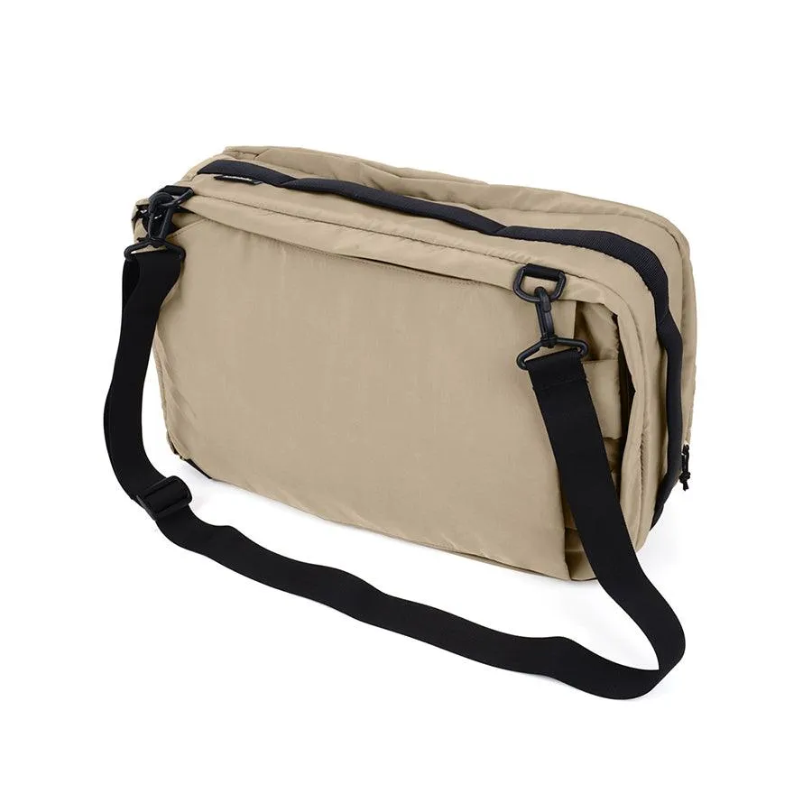 HELLOLULU Kell 3 Way Briefpack Pastel Khaki