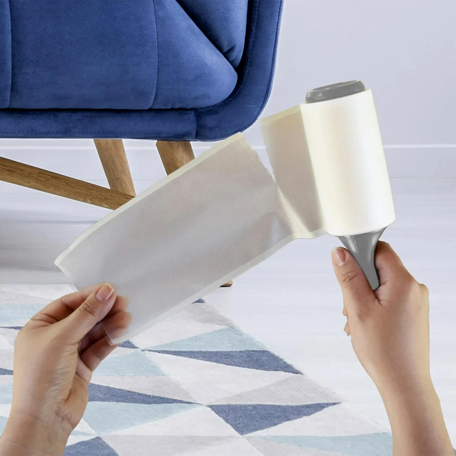 Scotch-Brite Everyday Clean Lint Roller, Lint Remover for Pet Hair, Dark Clothes, Furniture, and Dusty Surfaces, Picks Up Fur & Fluff in Your Home, Car, & Office, 2 Pack, 200 Adhesive Sheets Total
